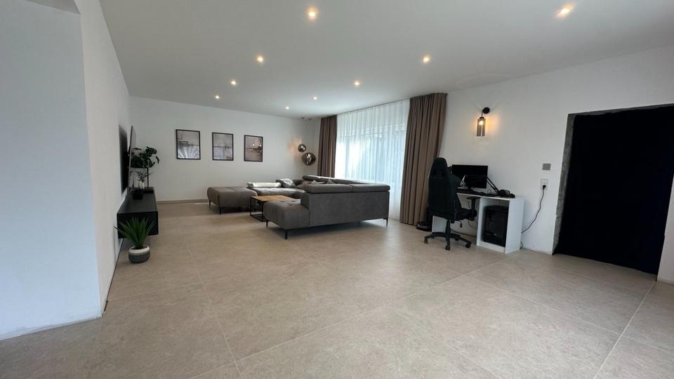 Mehrfamilienhaus, Wohnhaus Hemer - 7 Zimmer, 437 m&sup2;, 679.000&euro; | Angebot:25551082