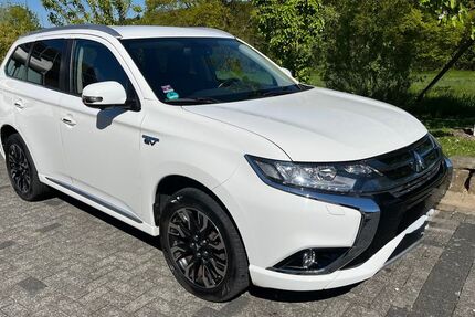 Mitsubishi Outlander 76.000 km 18.600 &euro; Fröndenberg 58730