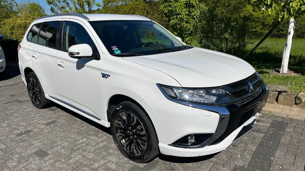 Mitsubishi Outlander 76.000 km 18.600 &euro; Fröndenberg 58730
