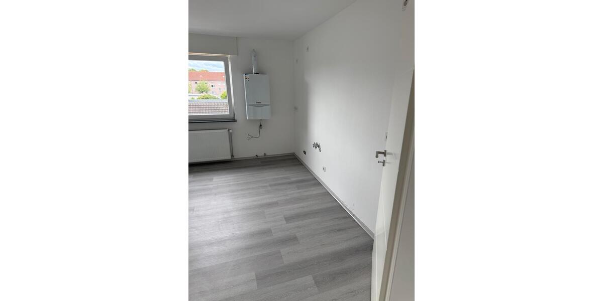 Dachgeschoßwohnung Menden (Sauerland) Bösperde - 3 Zimmer, 90 m&sup2;, 1.220&euro; | Angebot:26612608