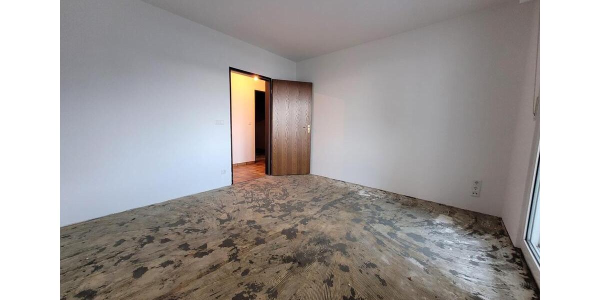 Erdgeschoßwohnung Hagen Hohenlimburg - 3 Zimmer, 93 m&sup2;, 595&euro; | Angebot:26630936