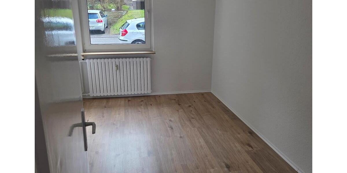 Erdgeschoßwohnung Werdohl - 3 Zimmer, 55 m&sup2;, 330&euro; | Angebot:24572408