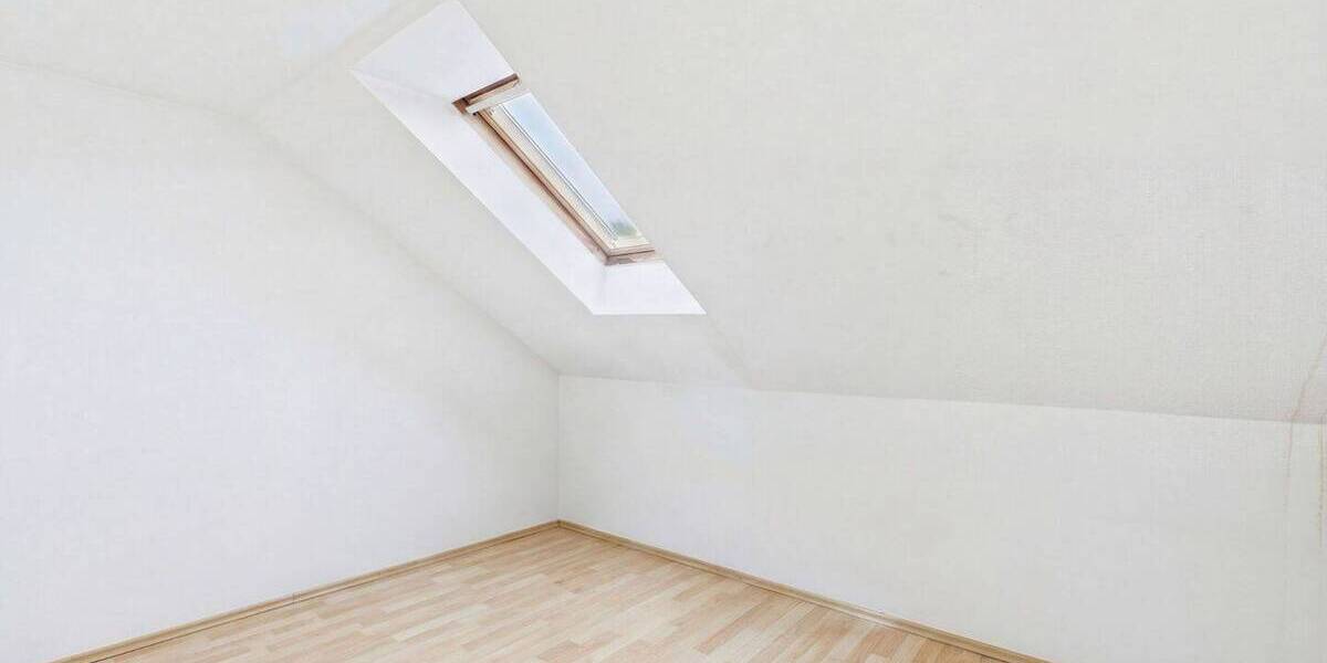 Etagenwohnung Schwerte - 5 Zimmer, 104 m&sup2;, 218.000&euro; | Angebot:26642907