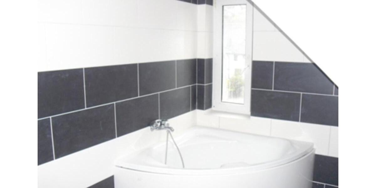 Einfamilienhaus Finnentrop - 15 Zimmer, 340 m&sup2;, 399.000&euro; | Angebot:25966312