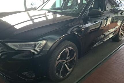 Audi e-tron 41.147 km 32.325 &euro; Hagen 58091