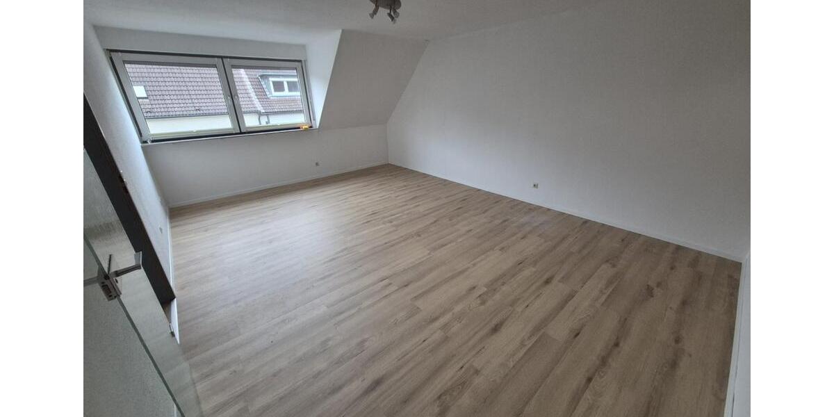 Dachgeschoßwohnung Dortmund Brackel - 3 Zimmer, 963&euro; | Angebot:25723644