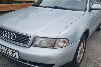 Audi A4 192.000 km 600 &euro; Hagen 58119
