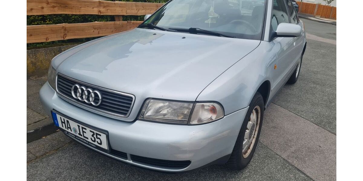Audi A4 192.000 km 600 &euro; Hagen 58119