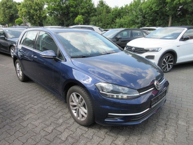 VW Golf 54.000 km 16.788 &euro; Bergkamen 59192