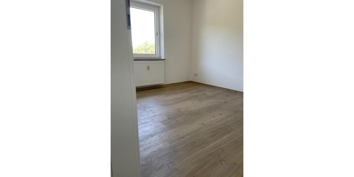 Etagenwohnung Plettenberg - 3 Zimmer, 62 m&sup2;, 450&euro; | Angebot:25781072