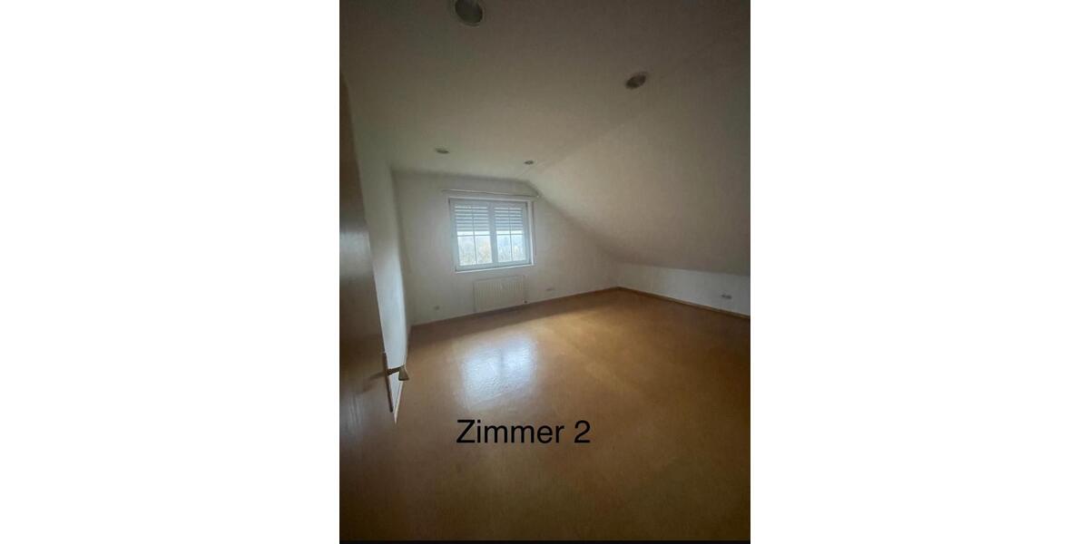 Dachgeschoßwohnung Balve - 3 Zimmer, 110 m&sup2;, 850&euro; | Angebot:26614573