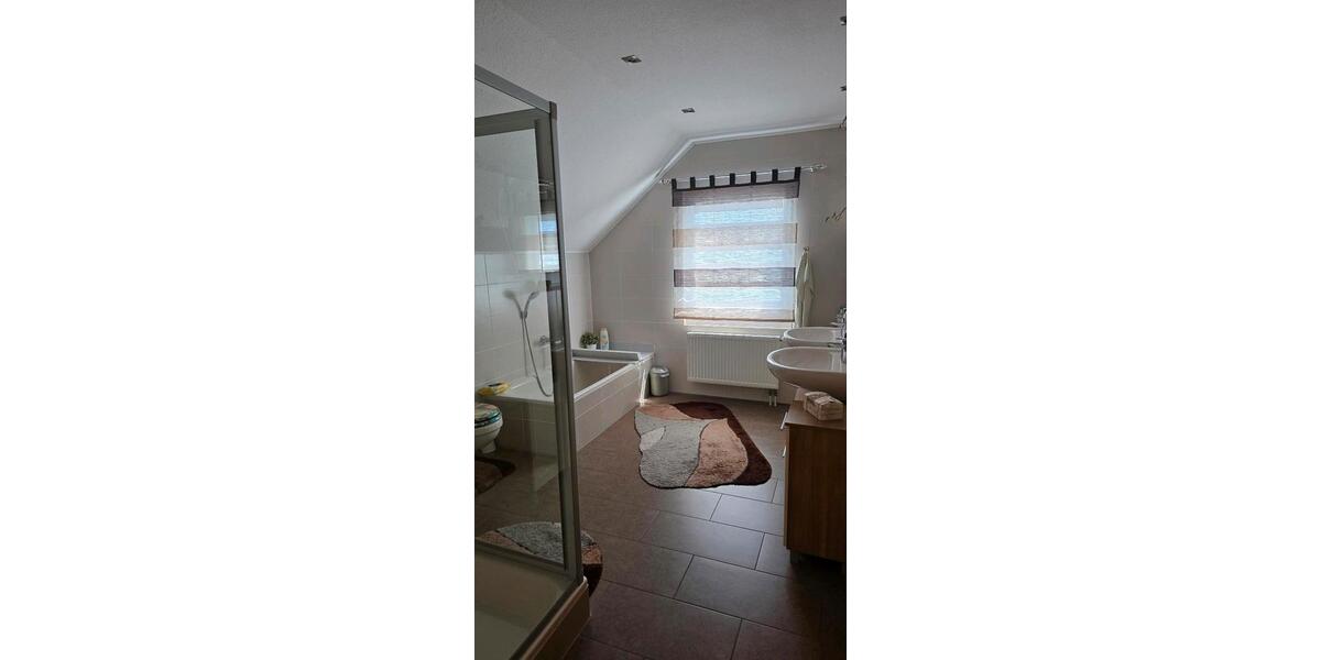 Einfamilienhaus Ense - 3 Zimmer, 126 m&sup2;, 349.000&euro; | Angebot:27083387