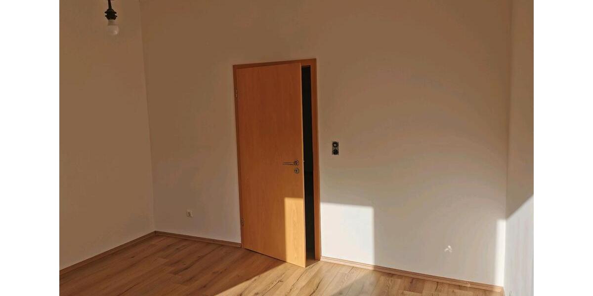 Etagenwohnung Iserlohn Sümmern - 3 Zimmer, 80 m&sup2;, 550&euro; | Angebot:26613521