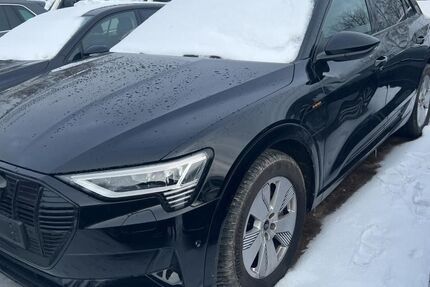 Audi e-tron 61.926 km 35.880 &euro; Hagen 58091