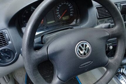 VW Golf 133.000 km 1.800 &euro; Holzwickede 59439