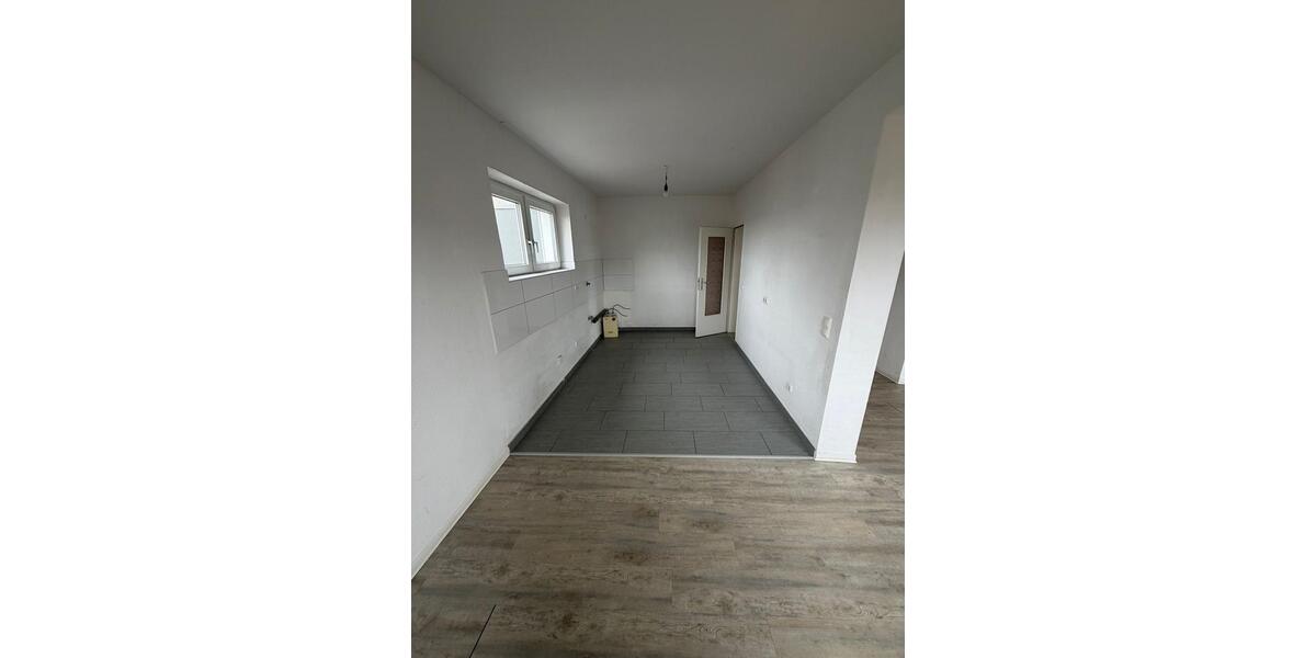 Etagenwohnung Iserlohn Gerlingsen - 3 Zimmer, 81 m&sup2;, 420&euro; | Angebot:25767222