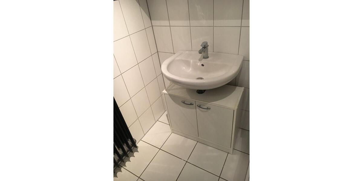 Etagenwohnung Altena - 2 Zimmer, 83 m&sup2;, 621&euro; | Angebot:24409983