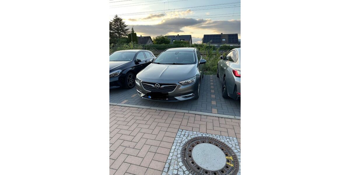 Opel Insignia 141.030 km 9.599 &euro; Unna 59425