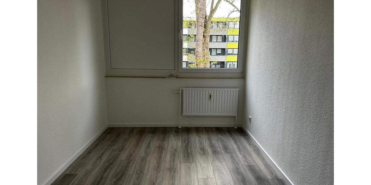 Etagenwohnung Dortmund Scharnhorst - 3 Zimmer, 73 m&sup2;, 590&euro; | Angebot:25857613