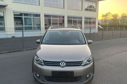 VW Touran 239.600 km 6.200 &euro; Iserlohn 58636