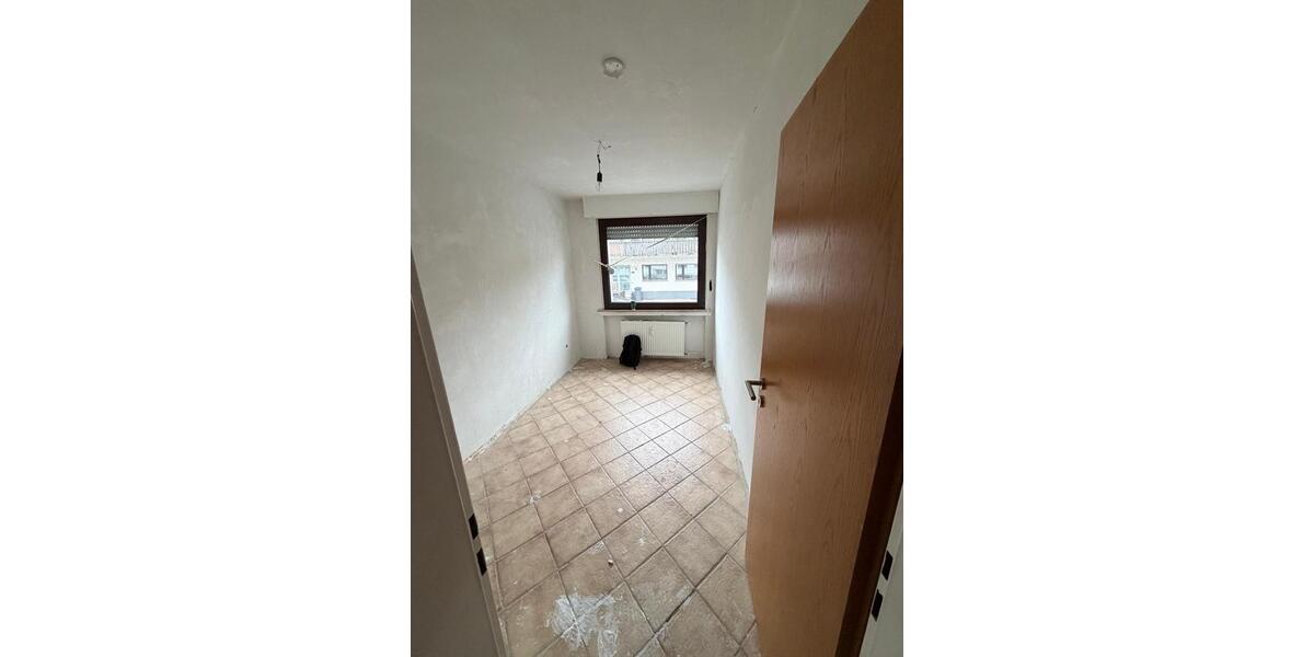 Erdgeschoßwohnung Schwerte - 3 Zimmer, 81 m&sup2;, 220.000&euro; | Angebot:25297046