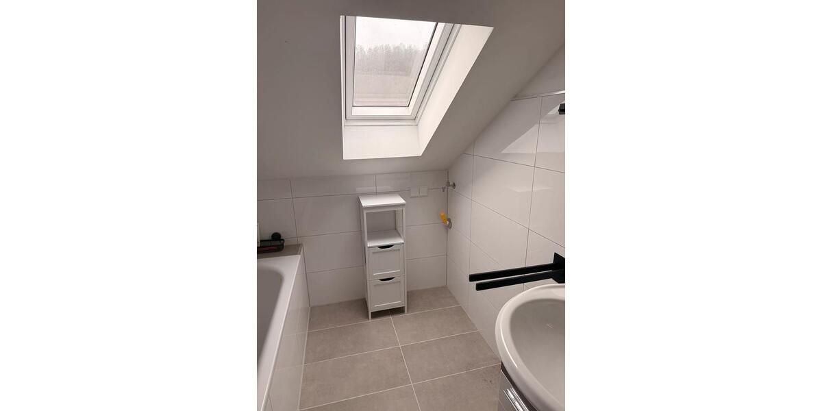 Dachgeschoßwohnung Plettenberg - 2 Zimmer, 60 m&sup2;, 550&euro; | Angebot:25366822