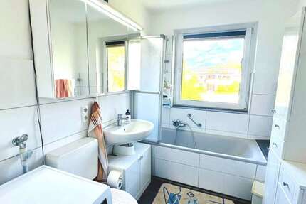 Wohnung Meschede - 2 Zimmer, 80 m&sup2;, 125.000&euro; | Angebot:27104343