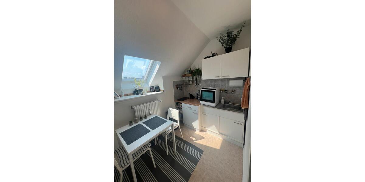 Dachgeschoßwohnung Dortmund Innenstadt West - 1 Zimmer, 27 m&sup2;, 530&euro; | Angebot:25805550