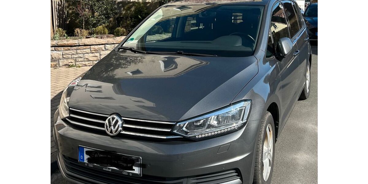 VW Touran 71.000 km 22.700 &euro; Wickede 58739