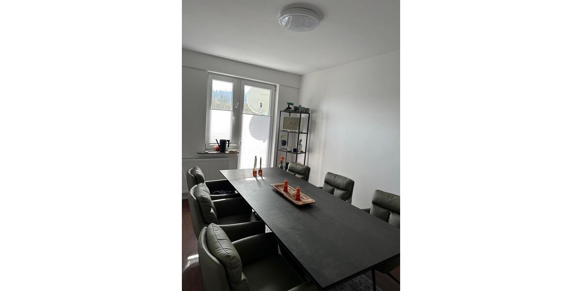 Etagenwohnung Plettenberg - 4 Zimmer, 107 m&sup2;, 850&euro; | Angebot:25931870
