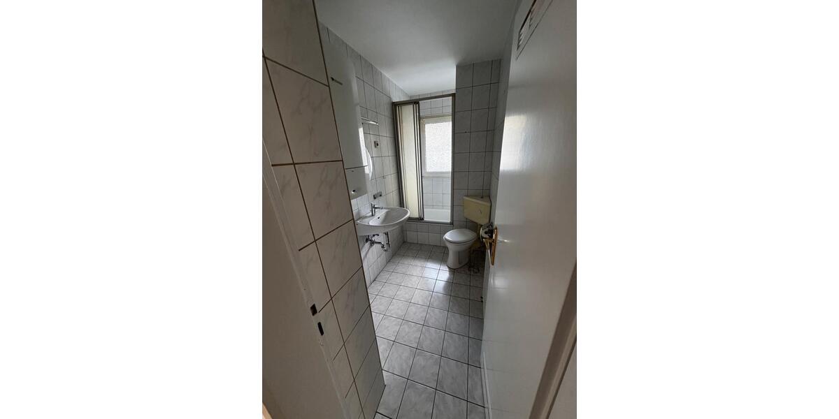 Etagenwohnung Lüdenscheid - 3 Zimmer, 83 m&sup2;, 550&euro; | Angebot:25916557