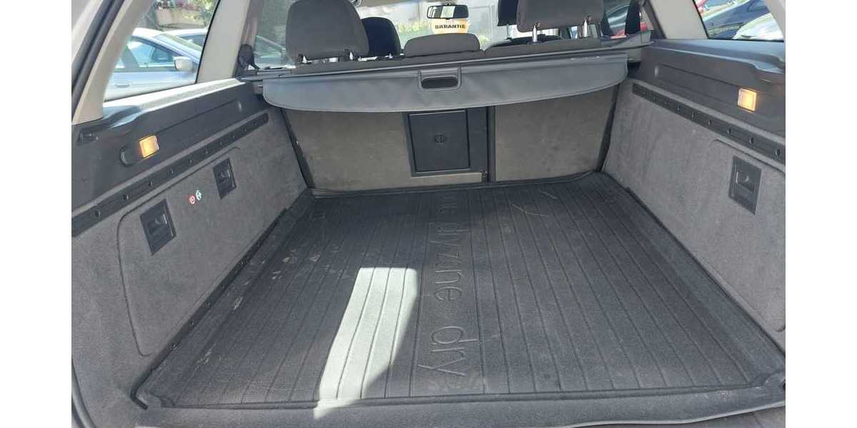 Opel Vectra C Caravan 145.642 km 4.199 &euro; Witten 58454