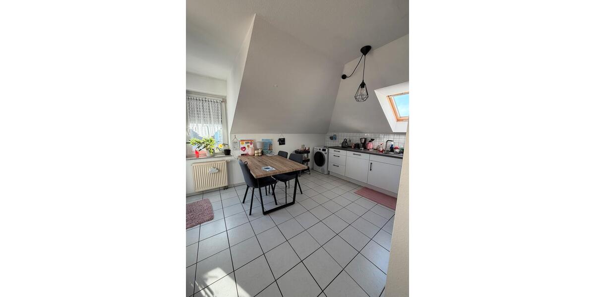 Dachgeschoßwohnung Lünen - 2.5 Zimmer, 53 m&sup2;, 700&euro; | Angebot:26489845