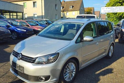 VW Touran 127.811 km 12.690 &euro; Bergkamen 59192