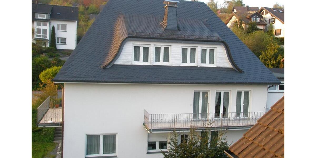 Einfamilienhaus Sundern (Sauerland) - 8 Zimmer, 270 m&sup2;, 499.000&euro; | Angebot:24574690