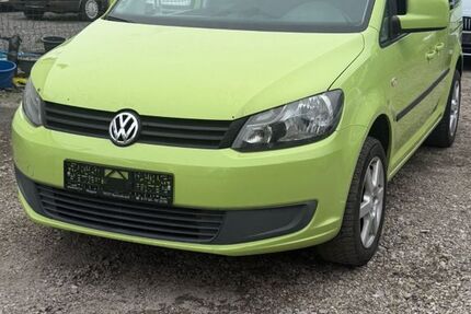 VW Caddy 349.000 km 5.000 &euro; Eving 44339