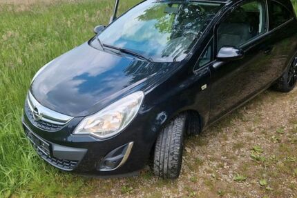 Opel Corsa 168.000 km 2.999 &euro; Halver 58553