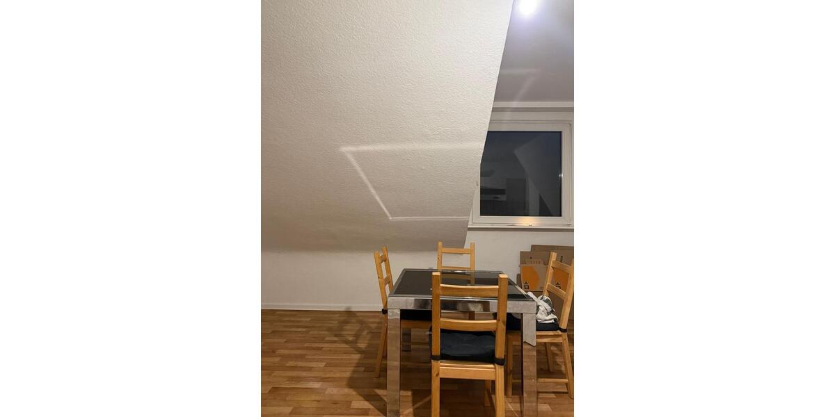 Dachgeschoßwohnung Hagen Hagen-Mitte - 2.5 Zimmer, 63 m&sup2;, 320&euro; | Angebot:26596482