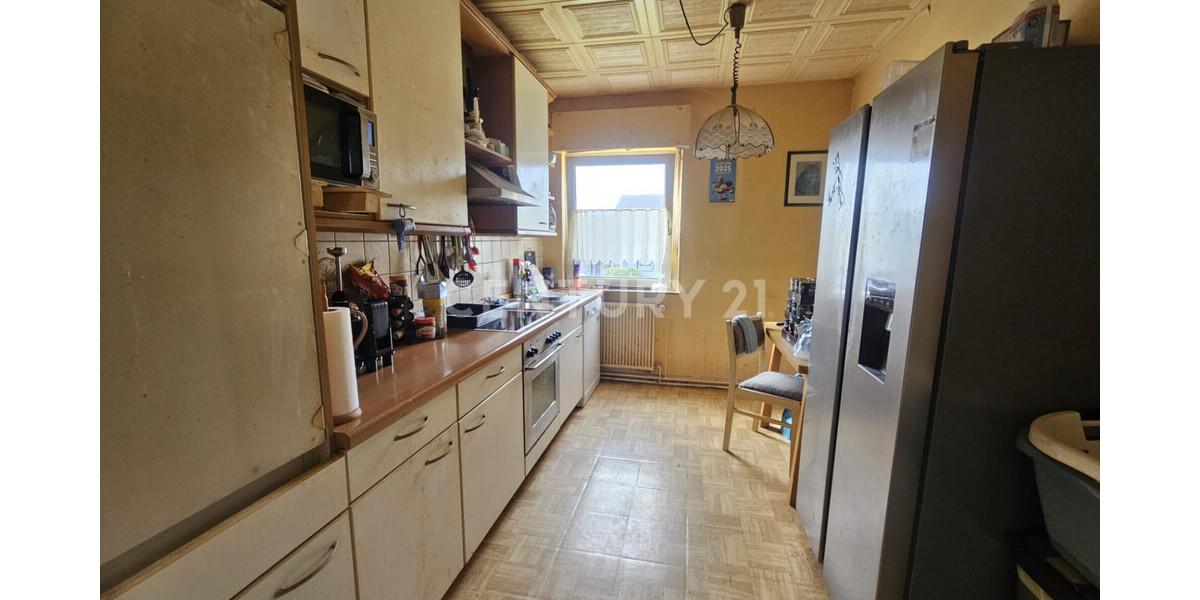 Zweifamilienhaus für Handwerker in ruhiger Lage - Zweifamilienhaus Lüdenscheid Othlinghausen | Angebot:22217309