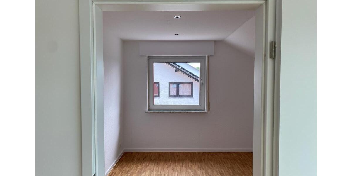 Etagenwohnung Dortmund Hörde - 3 Zimmer, 75 m&sup2;, 975&euro; | Angebot:25403039