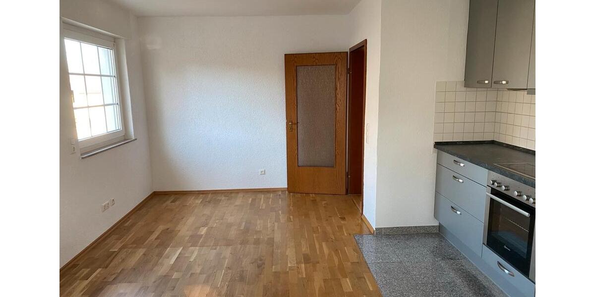 Etagenwohnung Dortmund Aplerbeck - 3 Zimmer, 80 m&sup2;, 990&euro; | Angebot:25937183