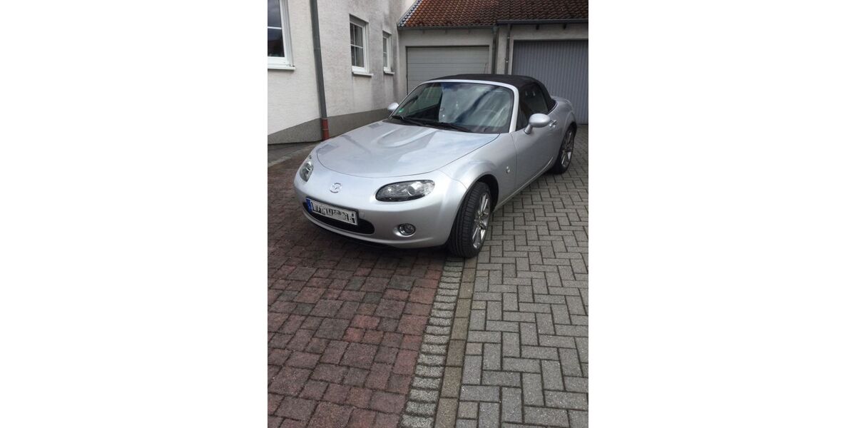 Mazda MX-5 97.400 km 9.900 &euro; Dortmund 44267