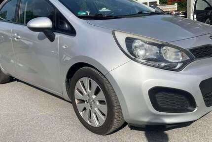 Kia Rio 264.974 km 3.500 &euro; Dortmund 44269