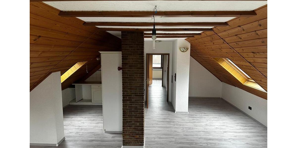 Dachgeschoßwohnung Hagen Hagen-Nord - 2 Zimmer, 74 m&sup2;, 500&euro; | Angebot:26577527