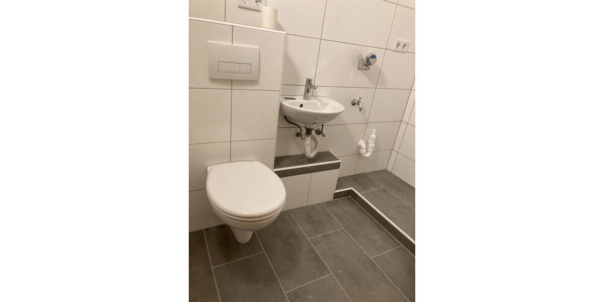 Etagenwohnung Altena - 2 Zimmer, 65 m&sup2;, 420&euro; | Angebot:25922830