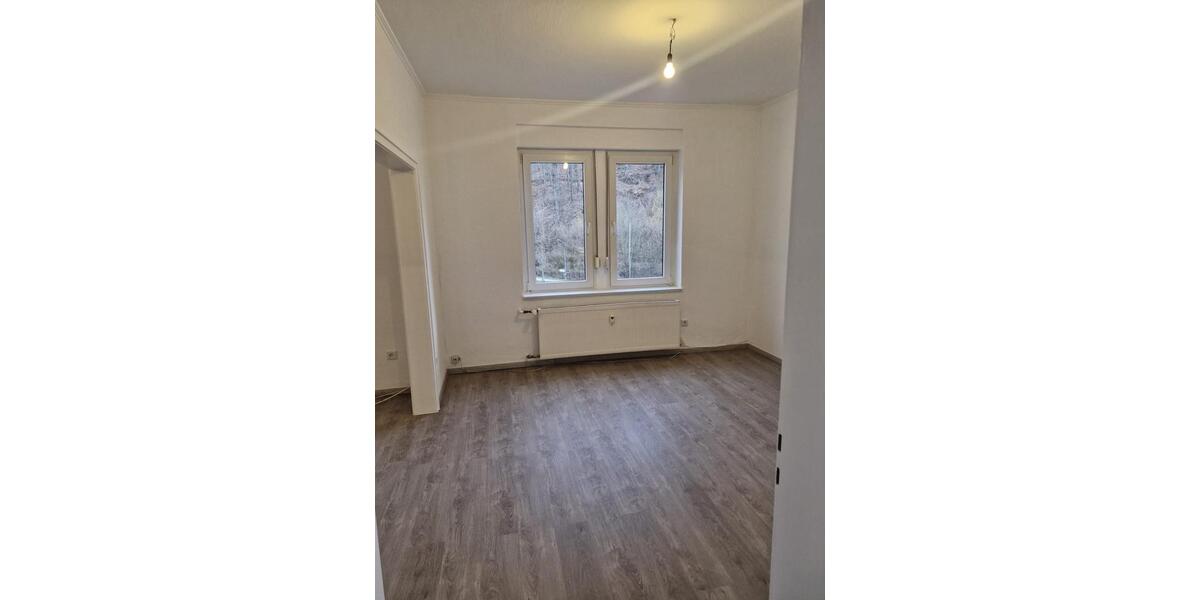 Etagenwohnung Hemer - 4 Zimmer, 75 m&sup2;, 760&euro; | Angebot:25232972