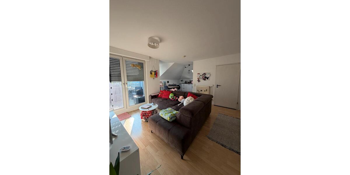 Dachgeschoßwohnung Lünen - 2.5 Zimmer, 53 m&sup2;, 700&euro; | Angebot:26489845