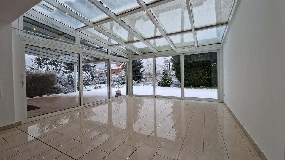 Erdgeschoßwohnung Iserlohn - 5 Zimmer, 180 m&sup2;, 1.600&euro; | Angebot:24791702