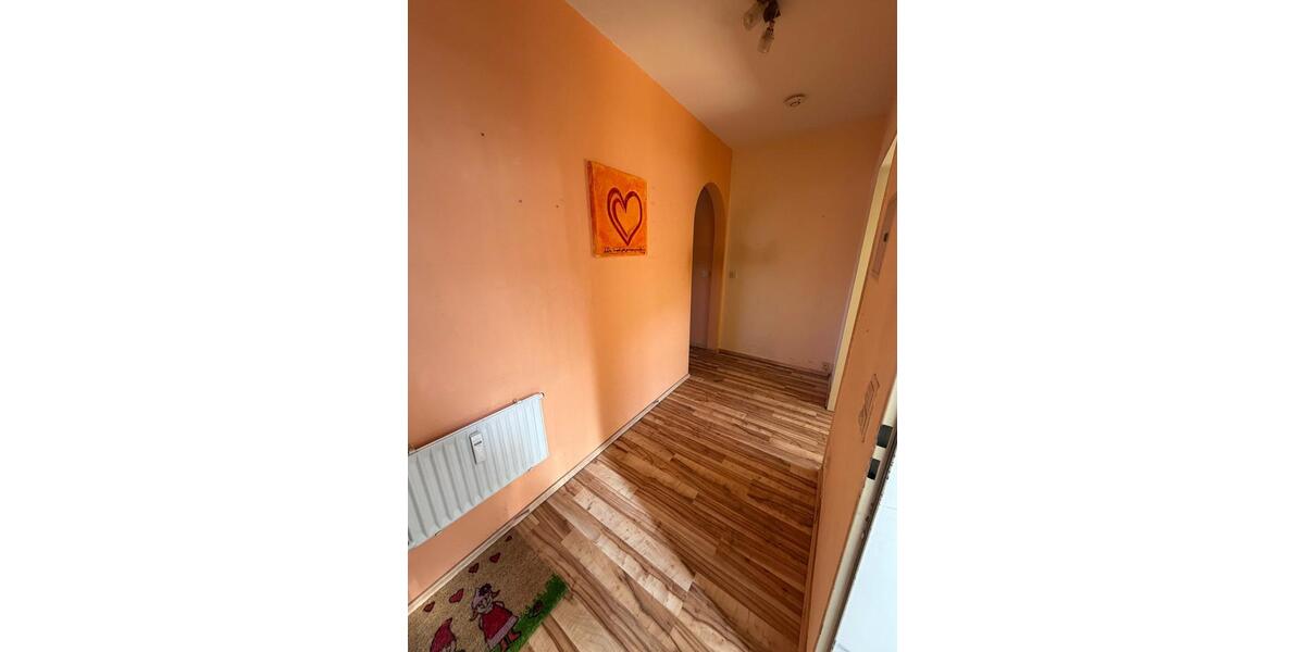 Etagenwohnung Halver - 2 Zimmer, 70 m&sup2;, 650&euro; | Angebot:25484247