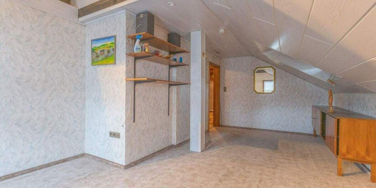 Einfamilienhaus Menden Mitte - 5 Zimmer, 122 m&sup2;, 215.000&euro; | Angebot:25729252